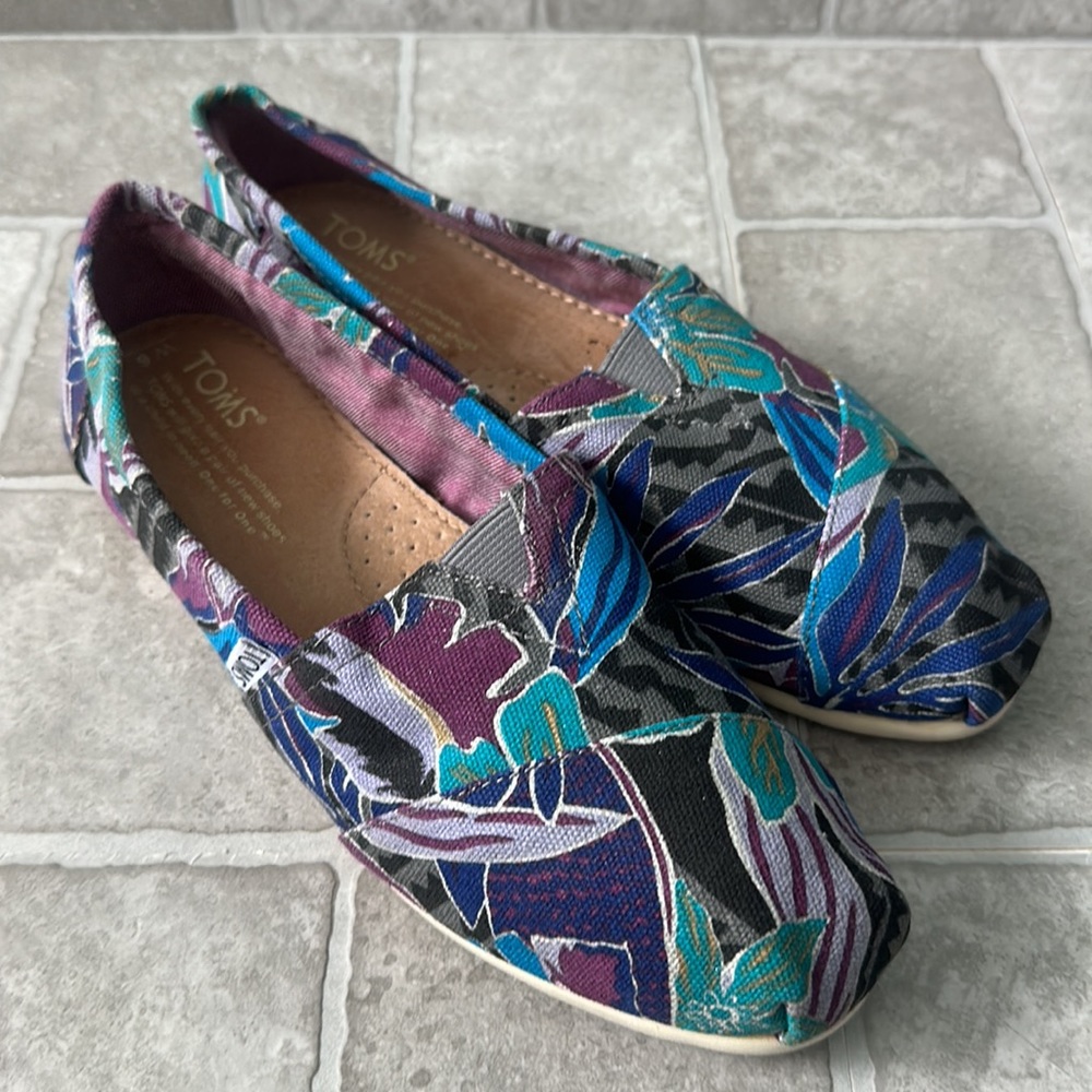 -Tom’s Bundle Of 2 Pairs - image 8